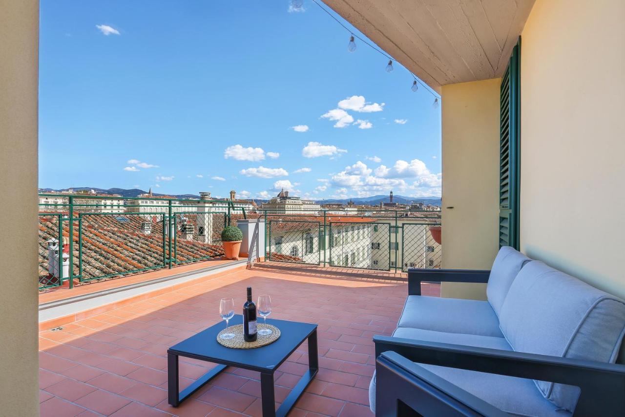 Apartamento Penthouse With Big Terrace In Oltrarno Florencia Exterior foto