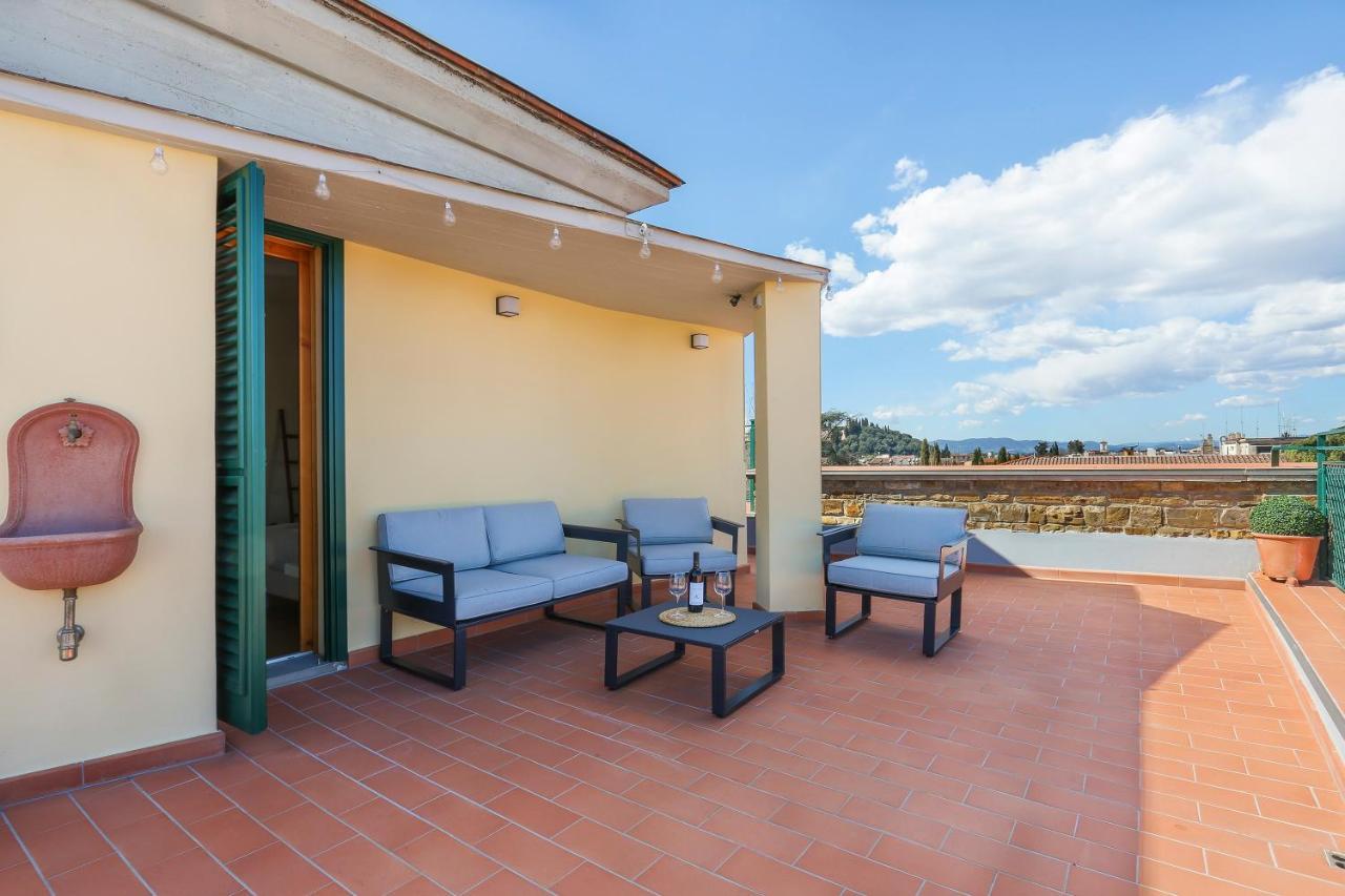 Apartamento Penthouse With Big Terrace In Oltrarno Florencia Exterior foto