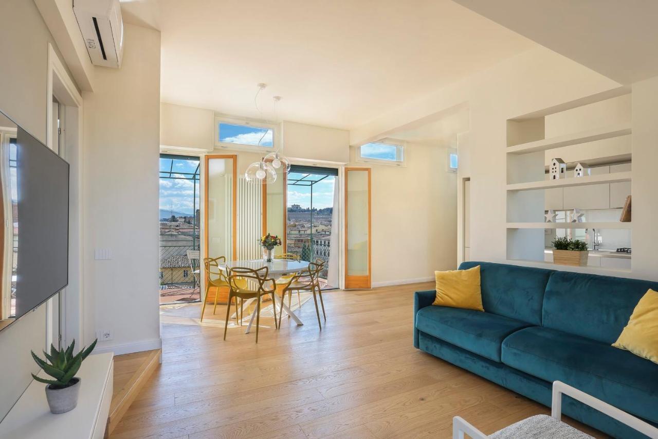 Apartamento Penthouse With Big Terrace In Oltrarno Florencia Exterior foto