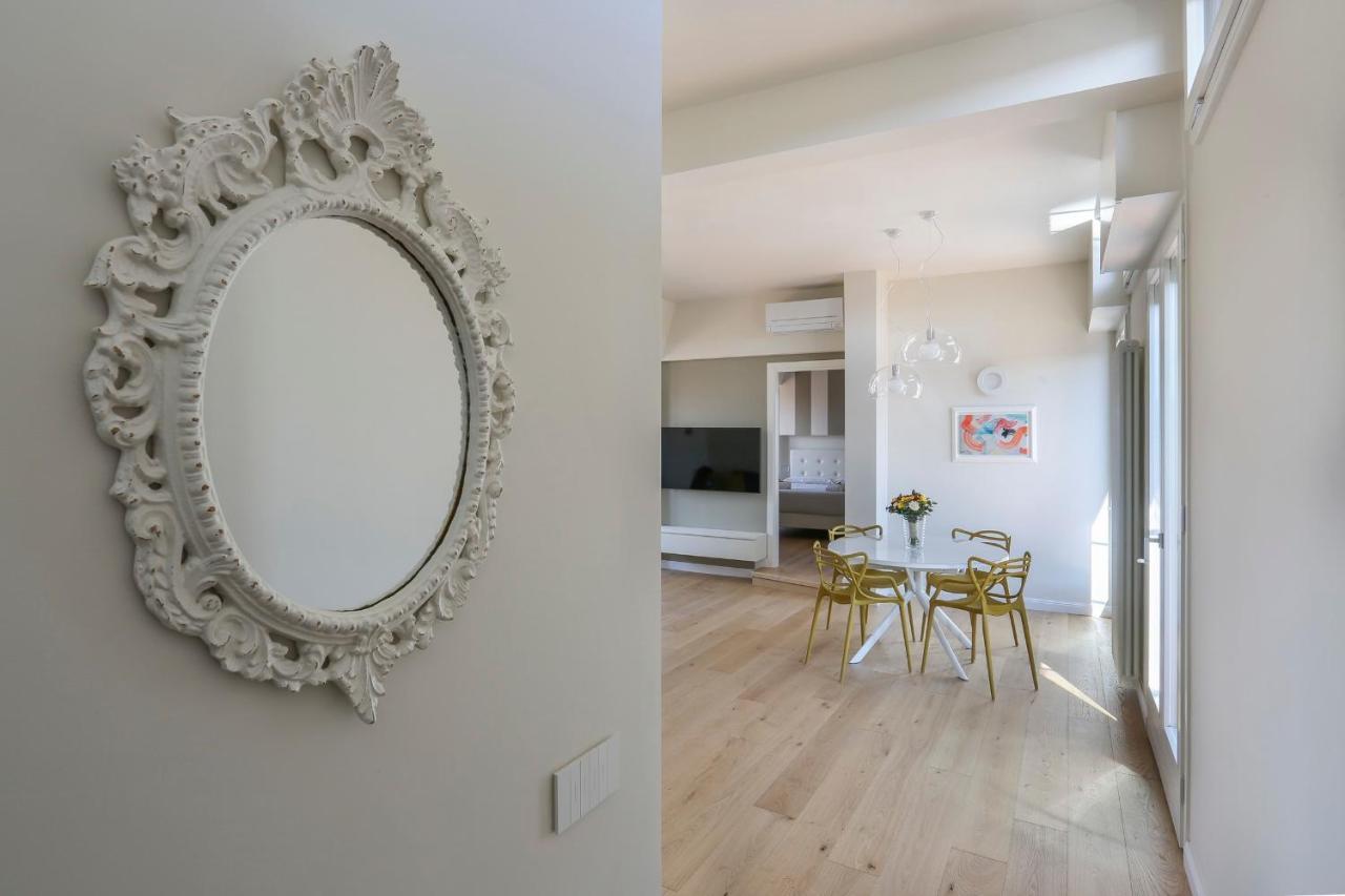 Apartamento Penthouse With Big Terrace In Oltrarno Florencia Exterior foto